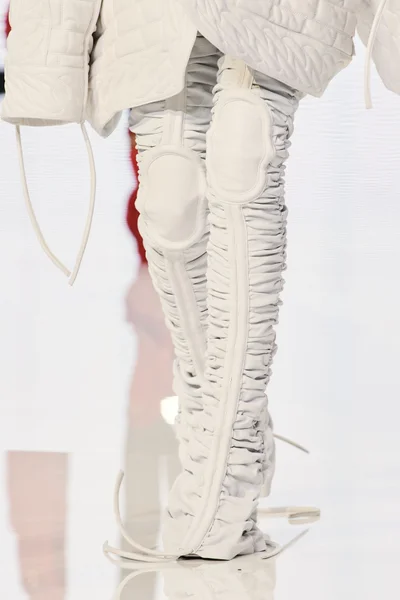 Look 74